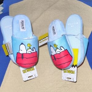 Peanuts Snoopy & Woodstock Light Blue & Red Slippers Size S NOW $20 For Both P